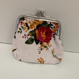 Vintage portomonee wit met rozen
